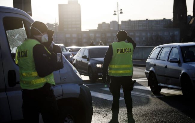 Українцям у Польщі нагадали про акцію поліції з вилову пішоходів-порушників