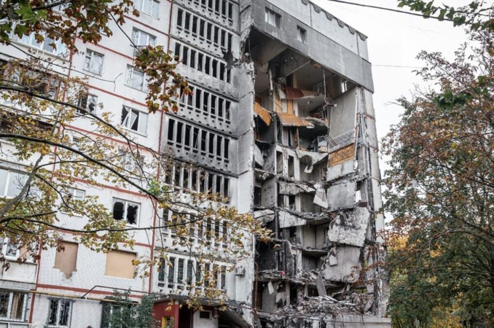 У мережі показали, як виглядає найбільш зруйнований район Харкова (фото)