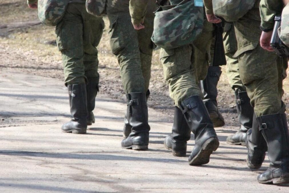 Окупанти у Криму мобілізують трактористів та водіїв «швидкої», – ГУР МО