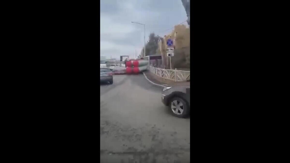 У росії зафільмували «фейл» окупантів під час транспортування ракет до комплексу С-300 (ВIДЕО)