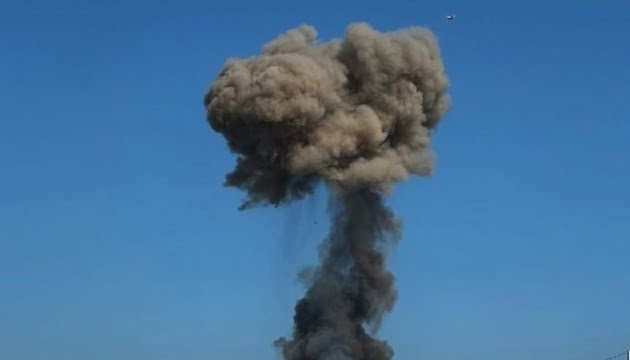 Потужний вибух пролунав на окупованій частині Донецької області
