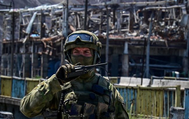 На півдні ворог, щоб завадити просуванню ЗСУ, мінує місцевість і підтягує резерви