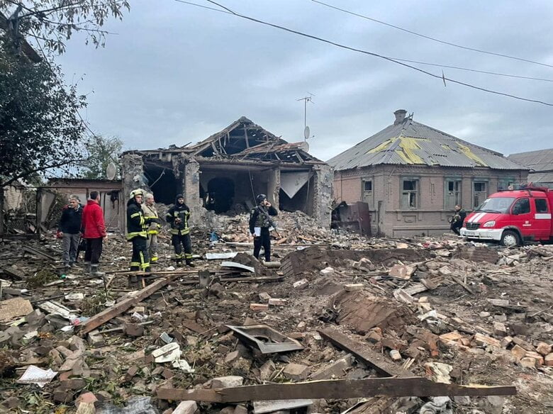 Вночі росіяни обстріляли центр Слов’янська: четверо загиблих, двоє людей поранено