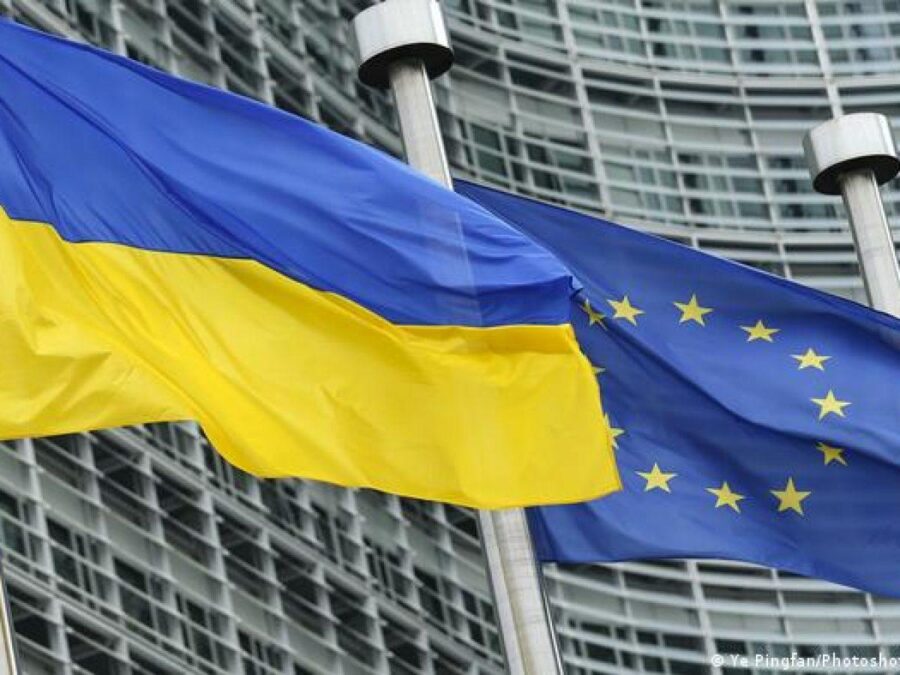Єврокомісія на рік продовжить статус захисту для біженців з України