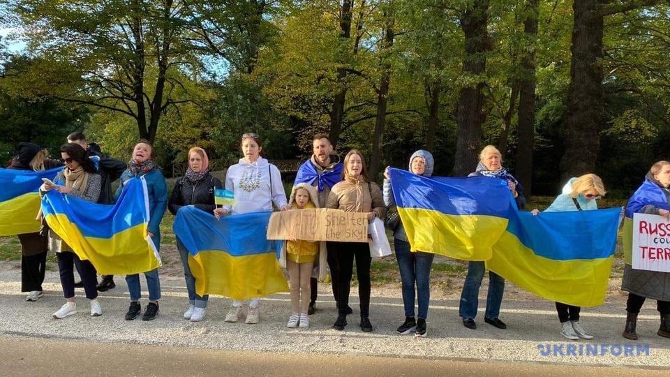 У Гаазі відбулася акція протесту проти путінського терору (ФОТО)