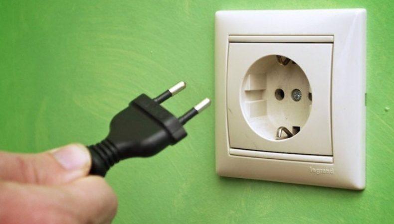 Українців закликають у пікові години обмежити використання побутових приладів: перелік