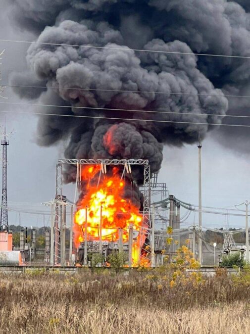 У бєлгородській області на електропідстанції спалахнула пожежа (ВІДЕО)