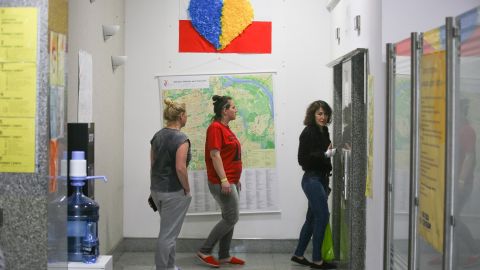 У Польщі братимуть гроші з українських біженців, які проживають у колективних центрах