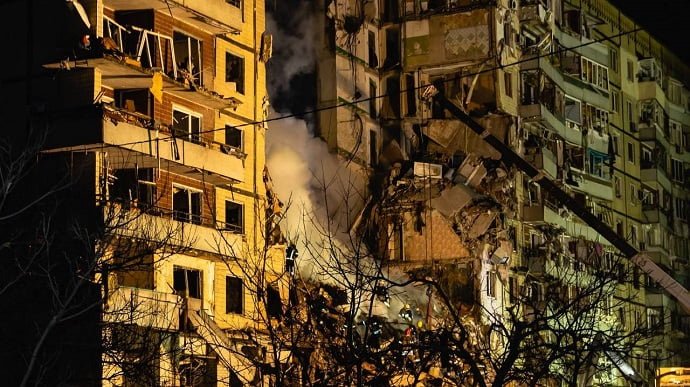 У Повітряних силах розповіли, звідки була запущена ракета по багатоповерхівці у Дніпрі