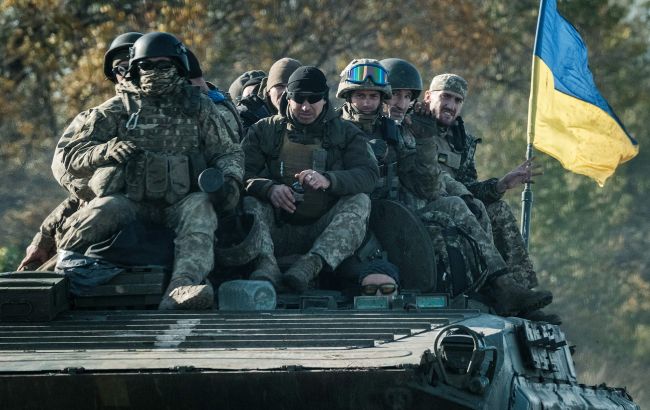 Названо причину, чому США закликали Україну утриматись від початку масштабного наступу
