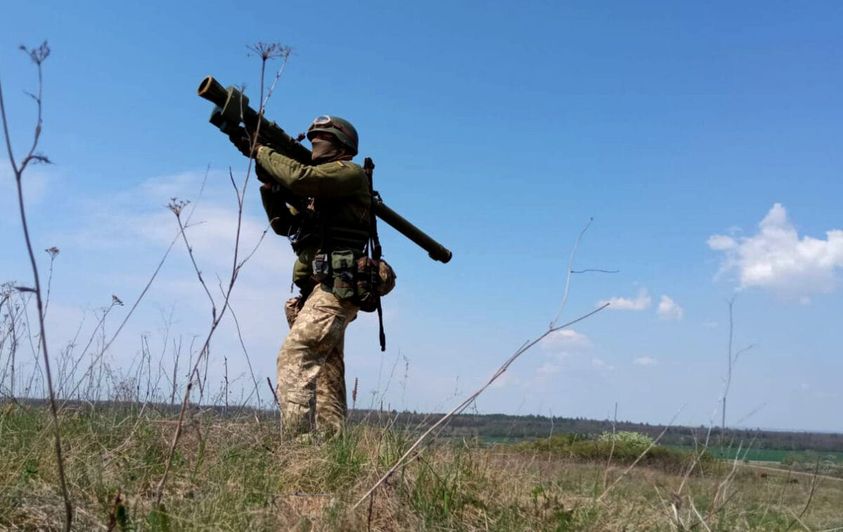 Сили оборони відбили ворожі атаки поблизу 10 населених пунктів на східному фронті – Генштаб