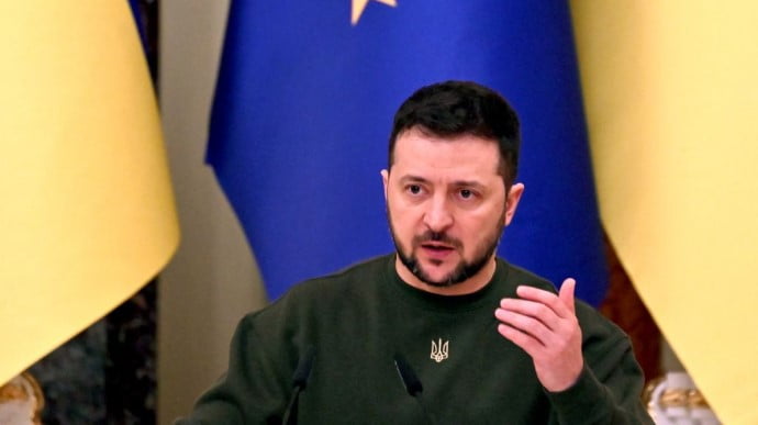 Зеленський назвав кількість танків, що потрібні Україні для війни з Росією