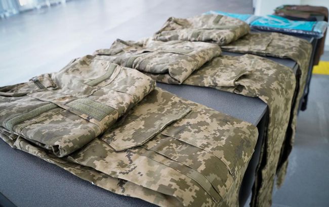 Юрист розповів, як в Україні карають за незаконне носіння військової форми