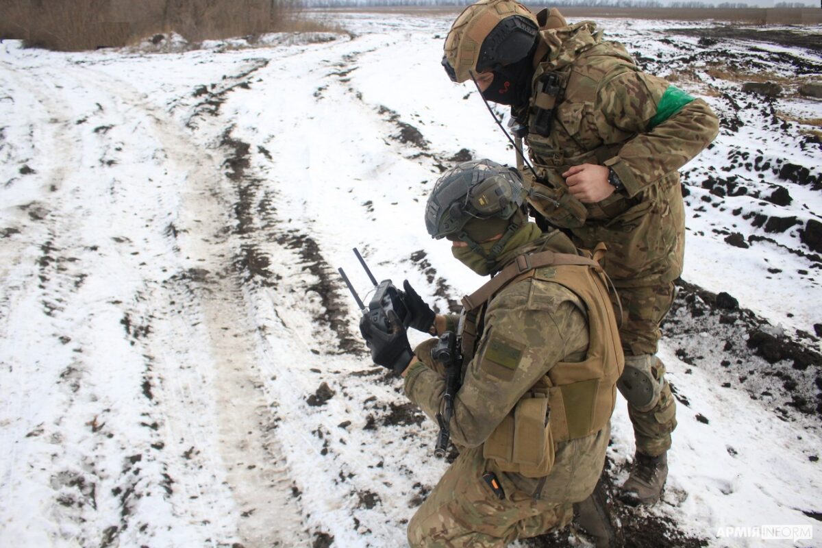 Ворог продовжує наступ на чотирьох напрямках, де зазнає великих втрат – Генштаб