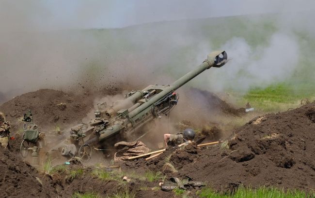 Українські артилеристи щодня використовують по 5−6 тисяч боєприпасів – Financial Times