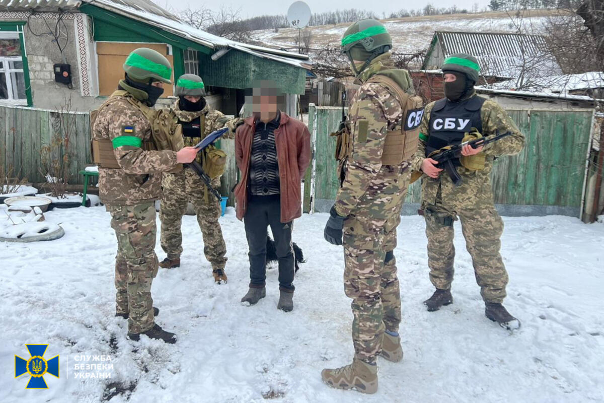 За співпрацю з окупантами на Луганщині затримали ворожого поплічника – СБУ