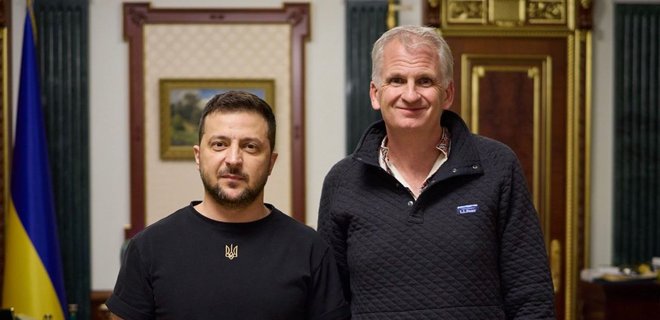 Легендарний історик Тімоті Снайдер зібрав понад мільйон доларів на «Ловця шахедів» для України