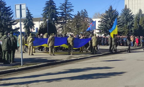 У Вінницькій області провели в останню путь Героя та захисника України