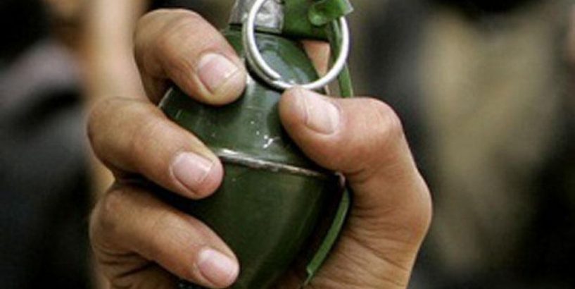 На Херсонщині тяжко поранено місцевого жителя, який самотужки намагався розібрати нерозірваний боєприпас