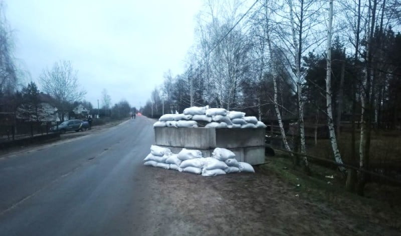 За пошкодження оборонних укріплень житель Рівненщини заплатить 17 тисяч грн штрафу – поліція