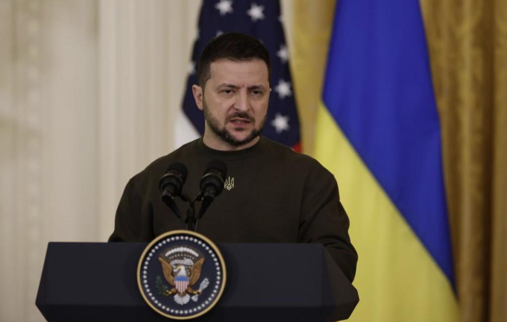 У Офісі Президента відповіли, кому Зеленський зателефонував першим 24 лютого