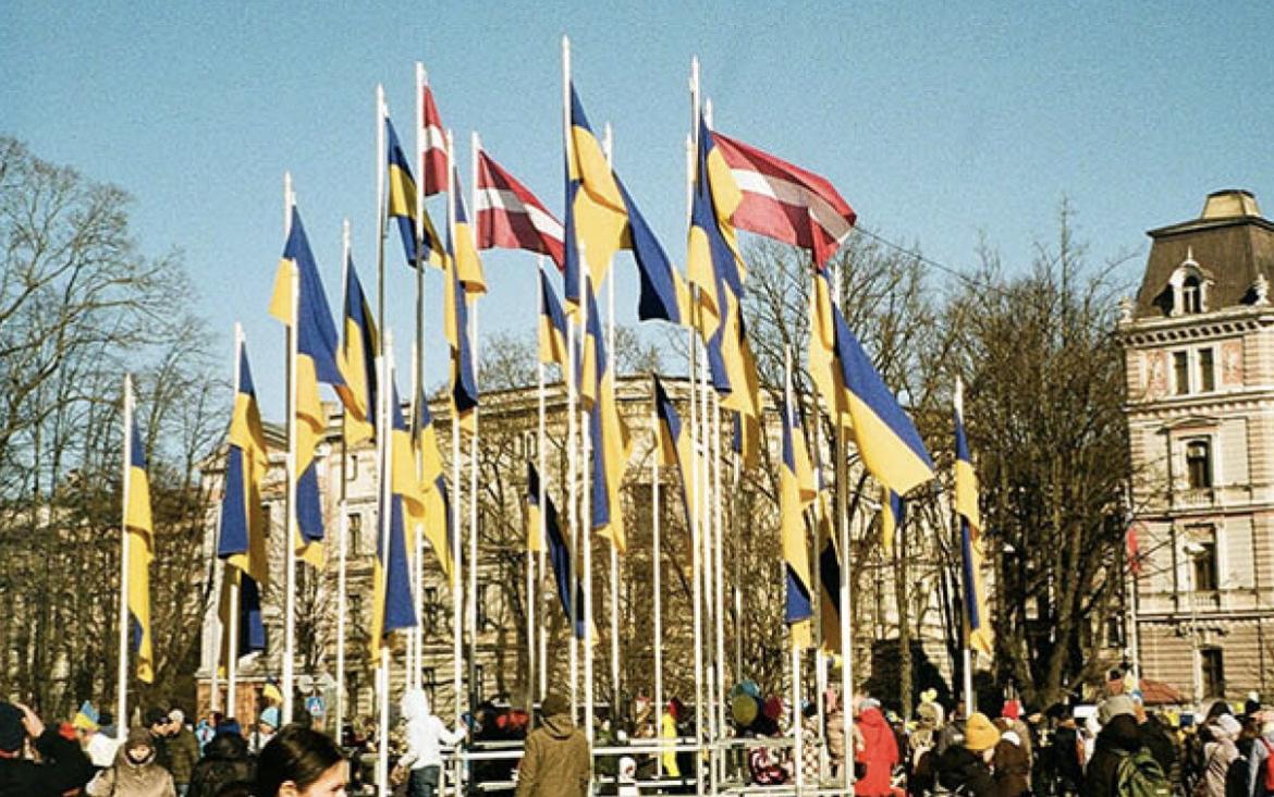 Стало відомо, яка кількість українських біженців має право на роботу в Латвії
