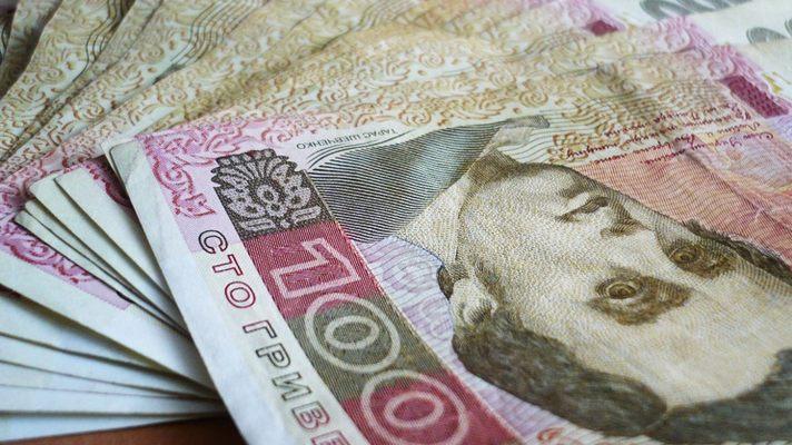 В Україні продовжили фінансову підтримку роботодавців за працевлаштування переселенців