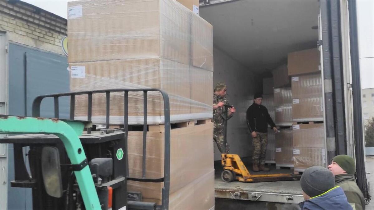 Українські прикордонники отримали від благодійників з Іспанії медичне обладнання (ФОТО)