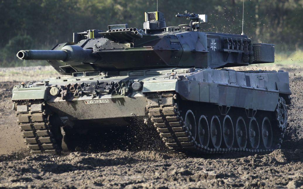 Українські військові отримають на озброєння танки Leopard