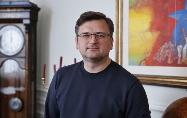 Очільник МЗС України поговорив з китайським колегою