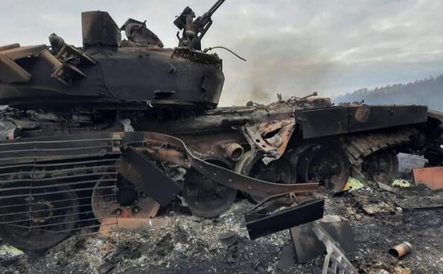 ЗСУ ліквідували близько тисячі загарбників, 15 ворожих танків і 7 безпілотників – Генштаб