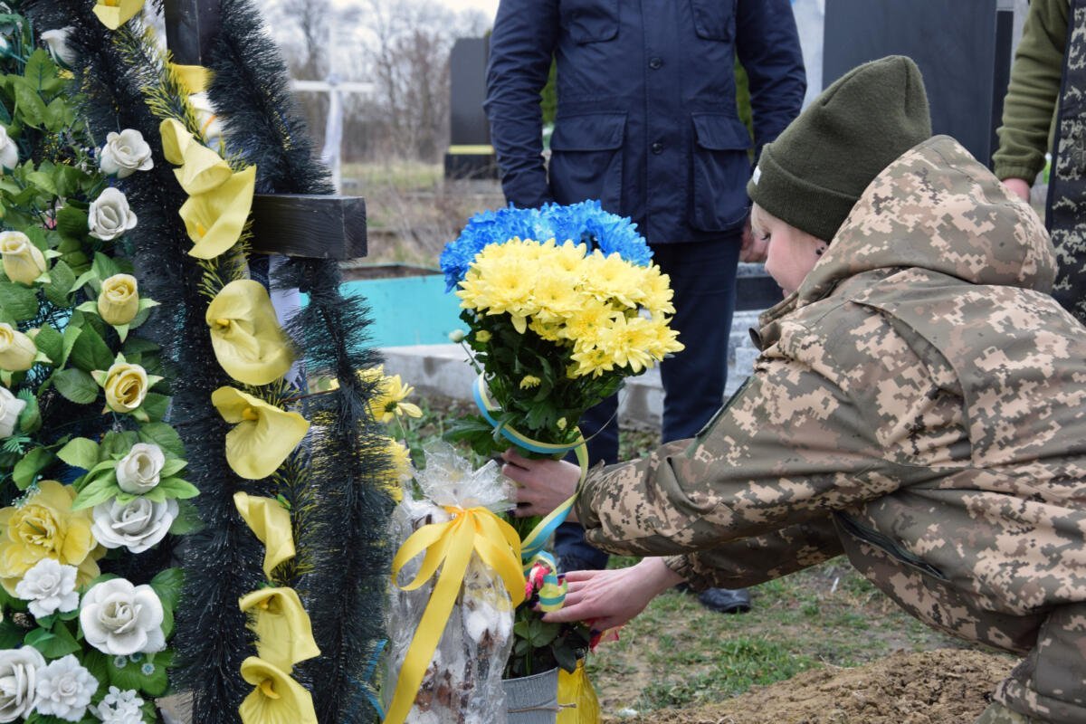 Прикордонники вшанували пам’ять загиблого у боях на Донеччині побратима