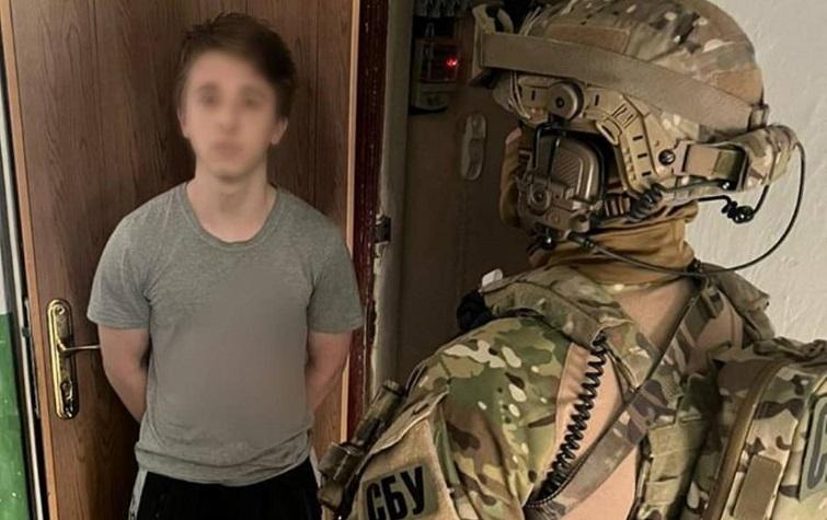 Здавав ворогу позиції ЗСУ та фіксував результати «прильотів»: неповнолітнього мешканця Бахмута судитимуть