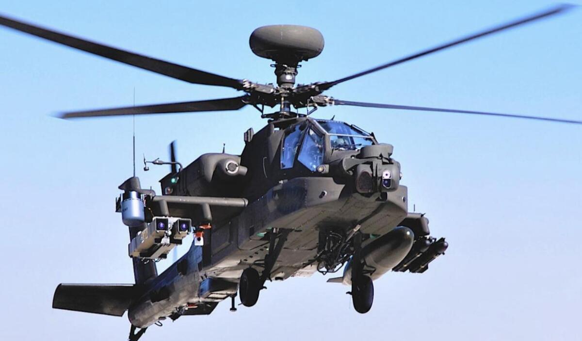 У Британії відповіли, чи передаватимуть Україні гелікоптери Apache