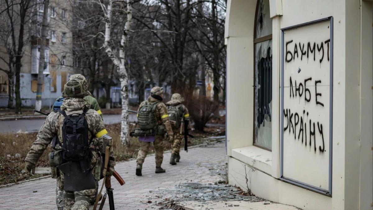 Військові розповіли, який відсоток місцевих мешканців залишається у Бахмуті