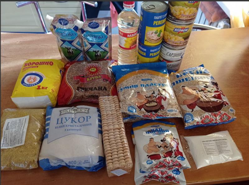 У Полтавській області внутрішні переселенці отримали продуктові набори від благодійників