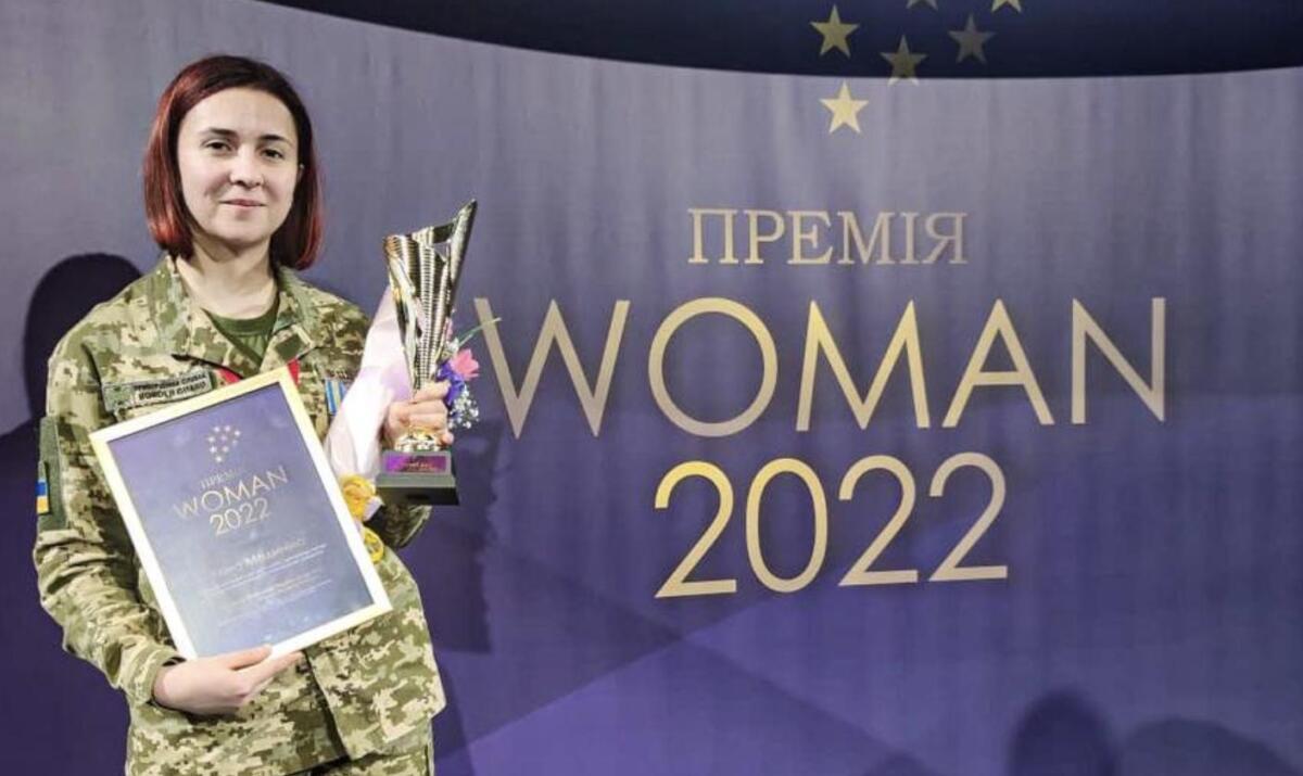 Премію «Woman 2022» отримала захисниця Маріуполя