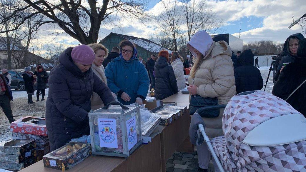 На Прикарпатті організували фестиваль духовної пісні на підтримку українських захисників (ФОТО)