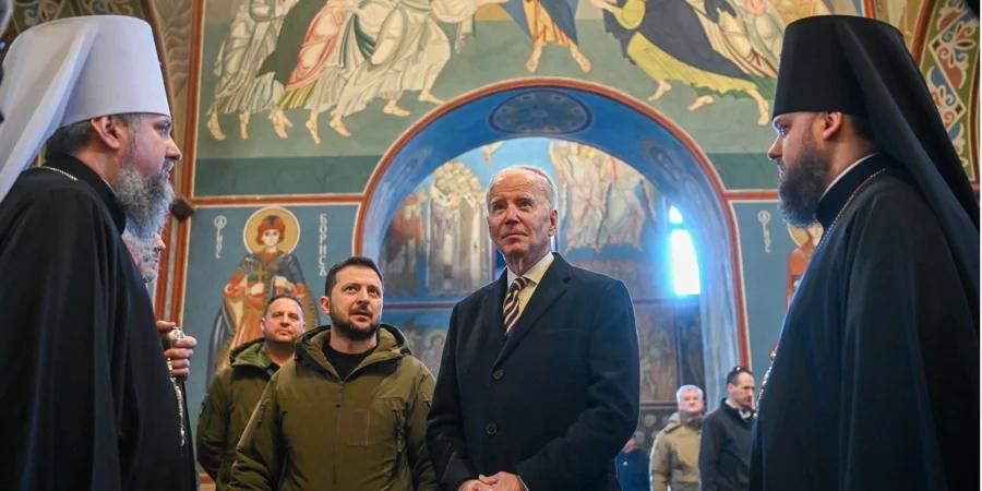 Президент США відвідав Михайлівський собор, де зустрівся з митрополитом Епіфанієм
