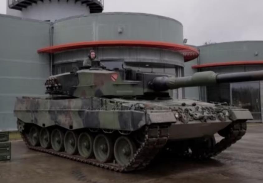 У Польщі назвали терміни надання Україні танків Leopard 2