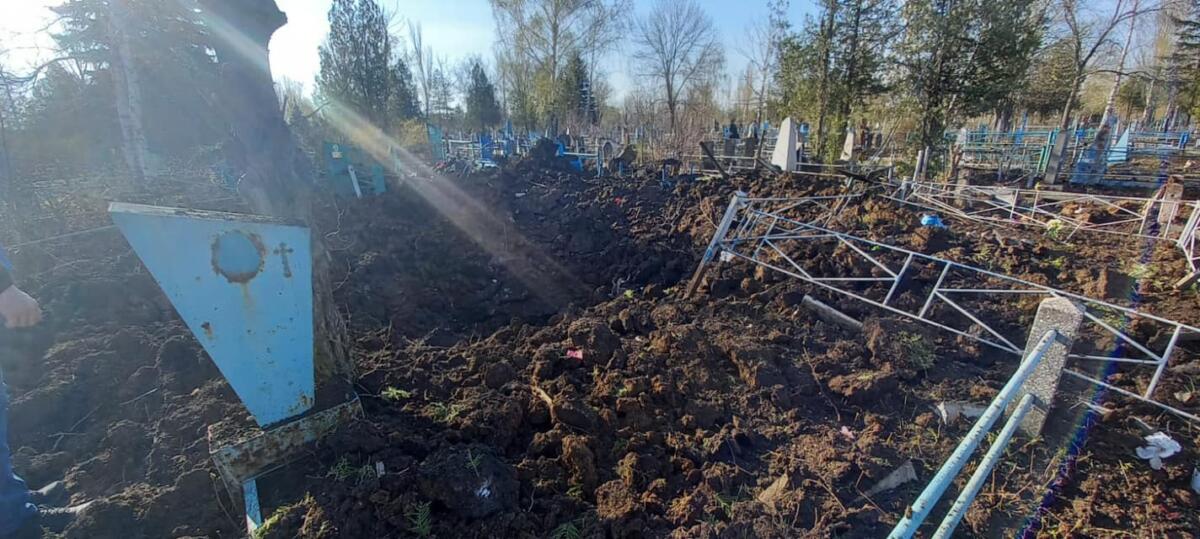 Россияне обстреляли кладбище в Краматорске – городской голова