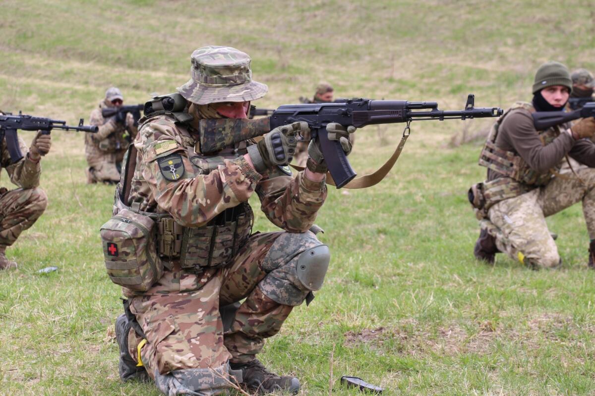 Штурмову бригаду прикордонників «Сталевий кордон» тренують інструктори з бойовим досвідом у гарячих точках (відео)