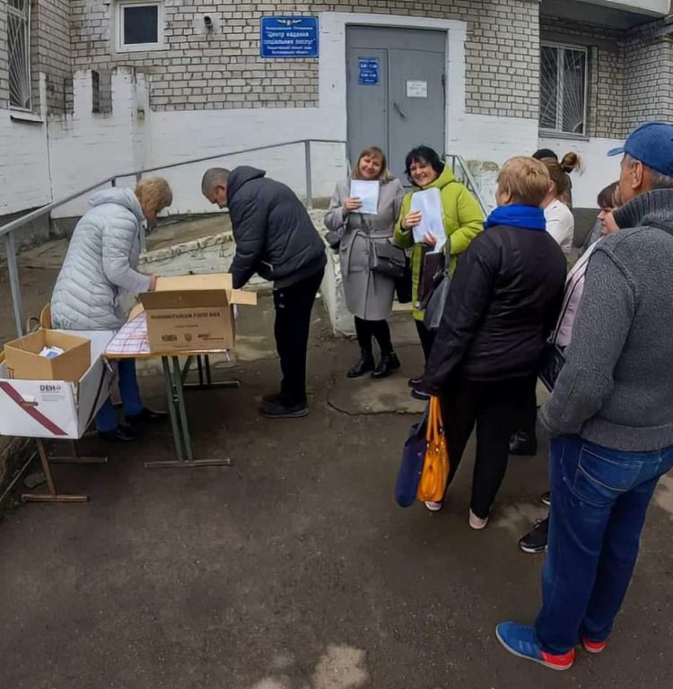 На Житомирщині чергову допомогу отримали переселенці з Луганської області