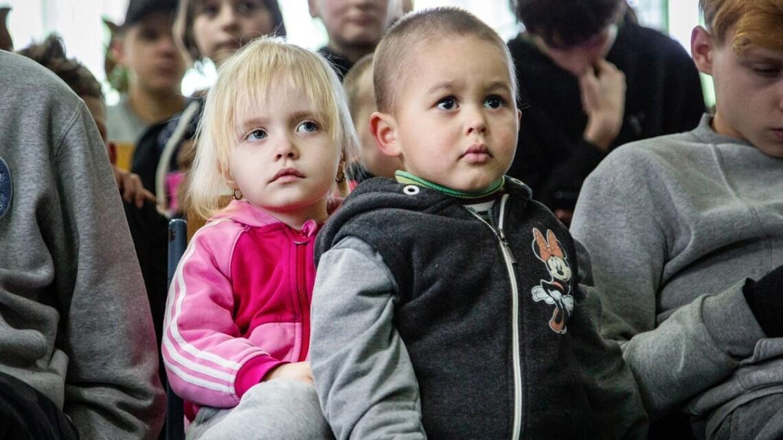 Єврокомісія та Польща запускають проєкт із повернення з рф викрадених українських дітей