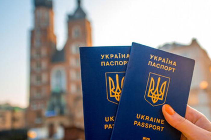 Тимчасовий захист для українців у ЄС може бути продовжений до 2025 року