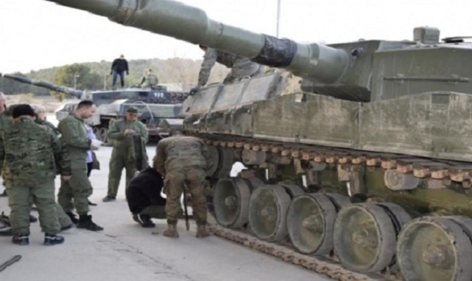 В Іспанії перші українські екіпажі завершили навчання на танках Leopard 2