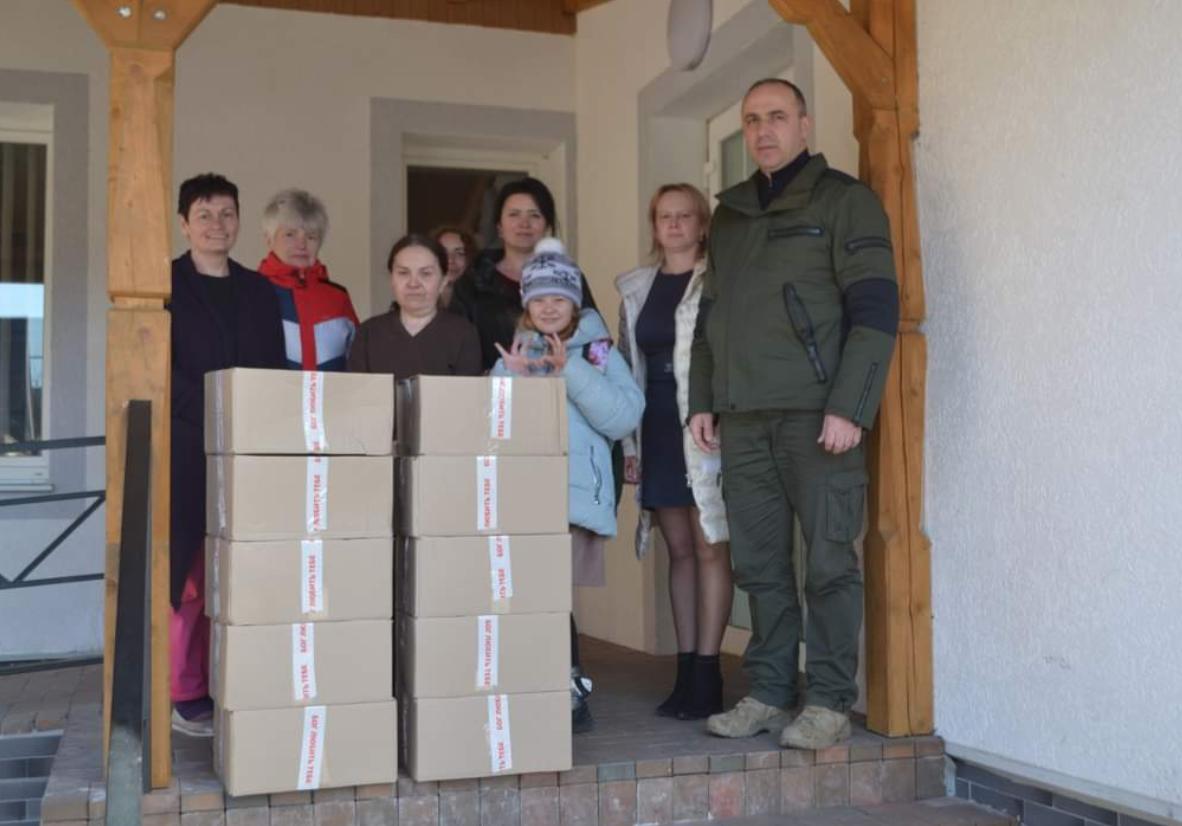 На Івано-Франківщині сім’ям внутрішніх переселенців роздали допомогу