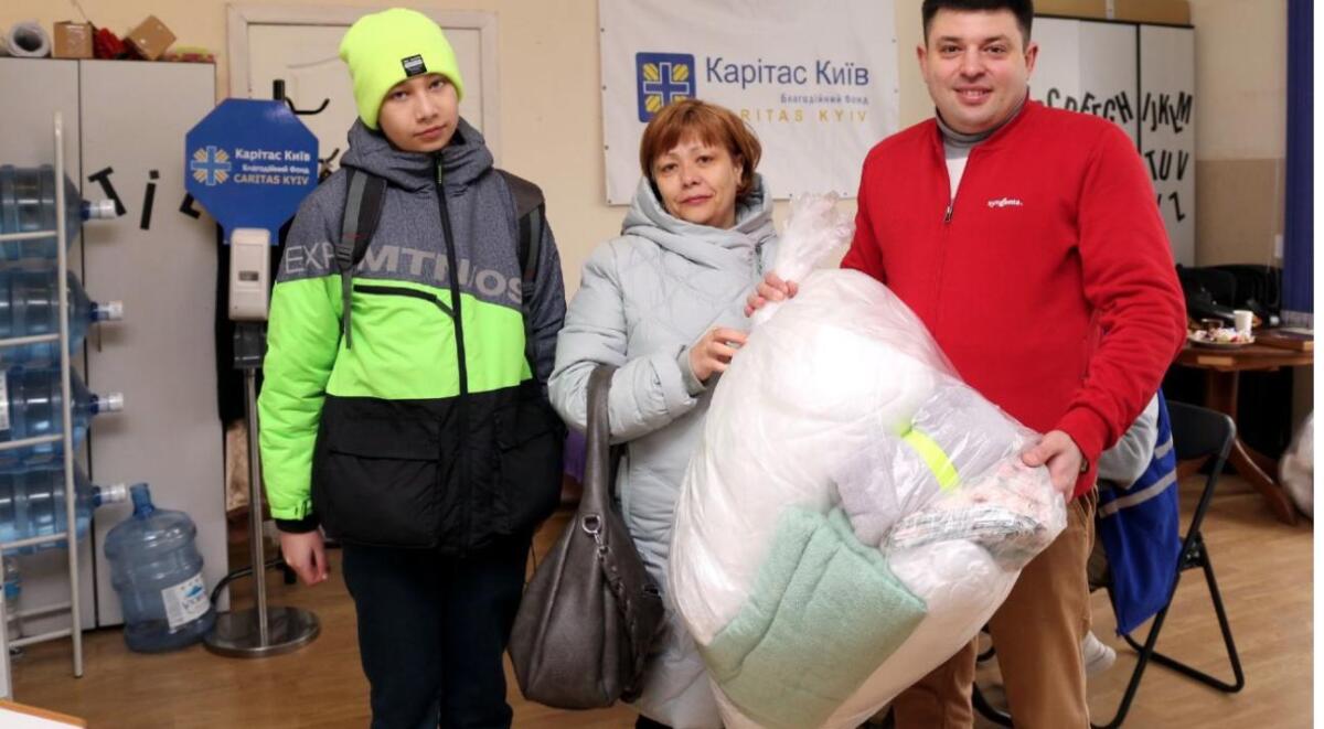 Более полутысячи ВПЛ получили теплые комплекты от «Каритас-Киев»