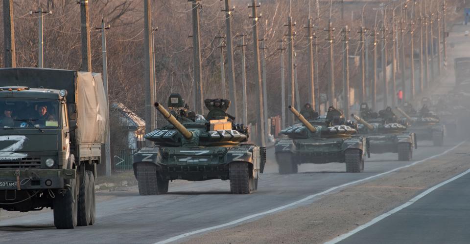 Скільки бронетехніки Росія може підготувати за рік для війни: військовий експерт назвав цифри