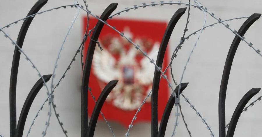 Ще одна європейська країна планує видворити понад 30 російських дипломатів: подробиці